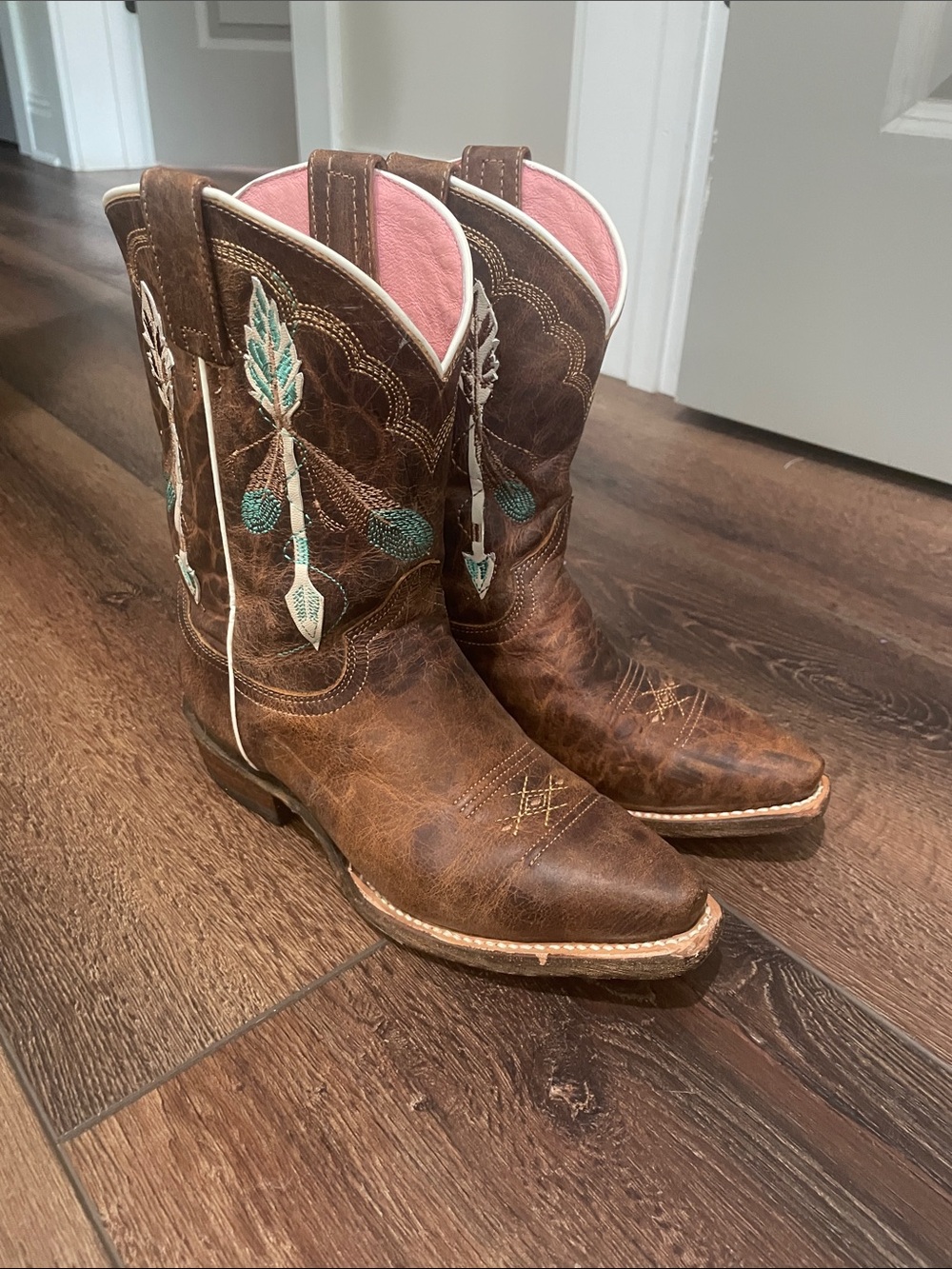 Roper Brown Cowboy Boots with Pink Leather Lining